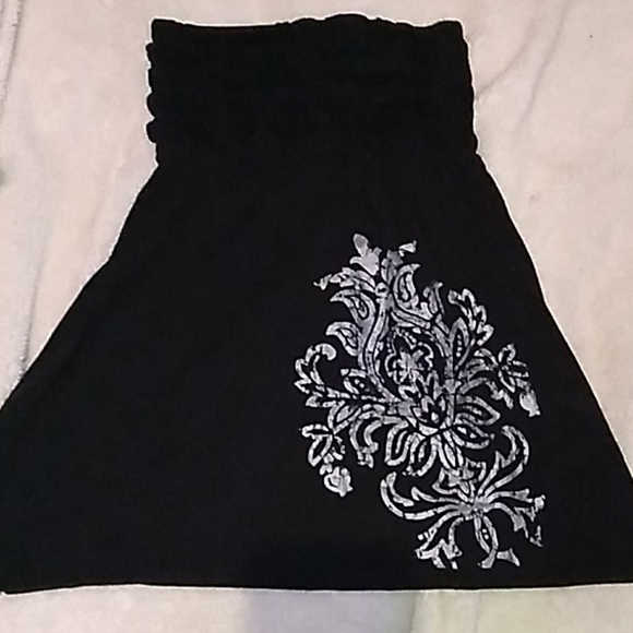 Short dress - Picture 1 of 3